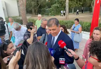 Tugay’dan çöp sorunu tartışmalarına yanıt: ‘Herhalde AK Parti İl Başkanlığı önüne dökeceğiz’