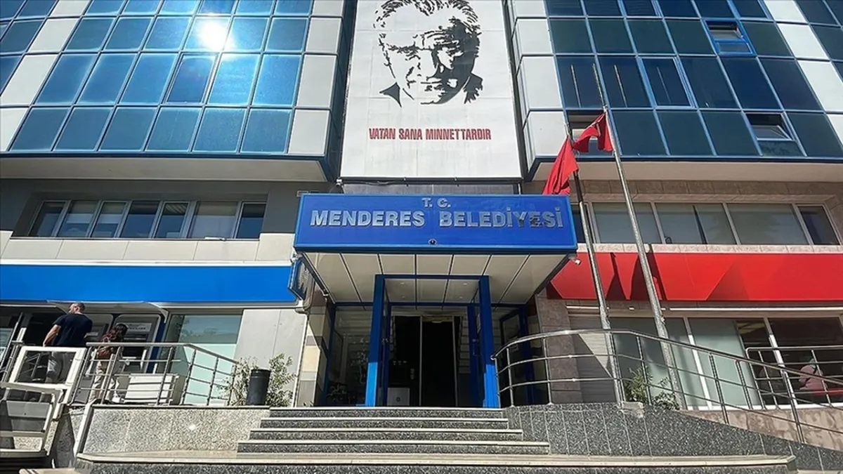 Belediye baskısına genel merkez eli iddiası: CHP Menderes’te neler oluyor? haberinin görseli