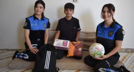 Çöpte bulduğu 1.6 milyon TL değerindeki altını sahibine teslim etti: 14 yaşındaki Ömer’den örnek davranış
