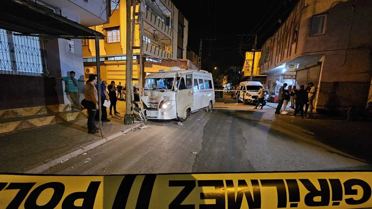 Dolmuş şoförüne, direksiyon başında silahlı saldırı haberinin görseli
