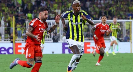 Fenerbahçe Şampiyonlar Ligi için Portekiz'de: İlk gol Kerem'den geldi