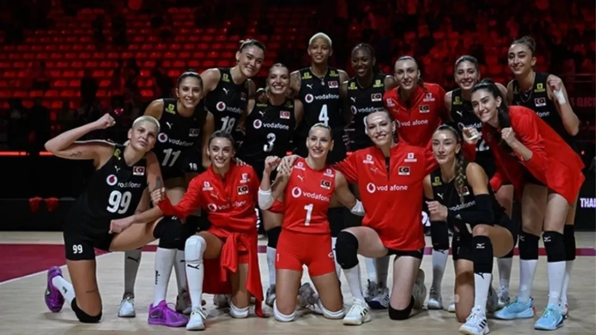 Filenin Sultanları Son 16 İçin Sahada! Türkiye - Kanada voleybol maçı saat kaçta? Hangi kanalda canlı yayınlanacak? haberinin görseli