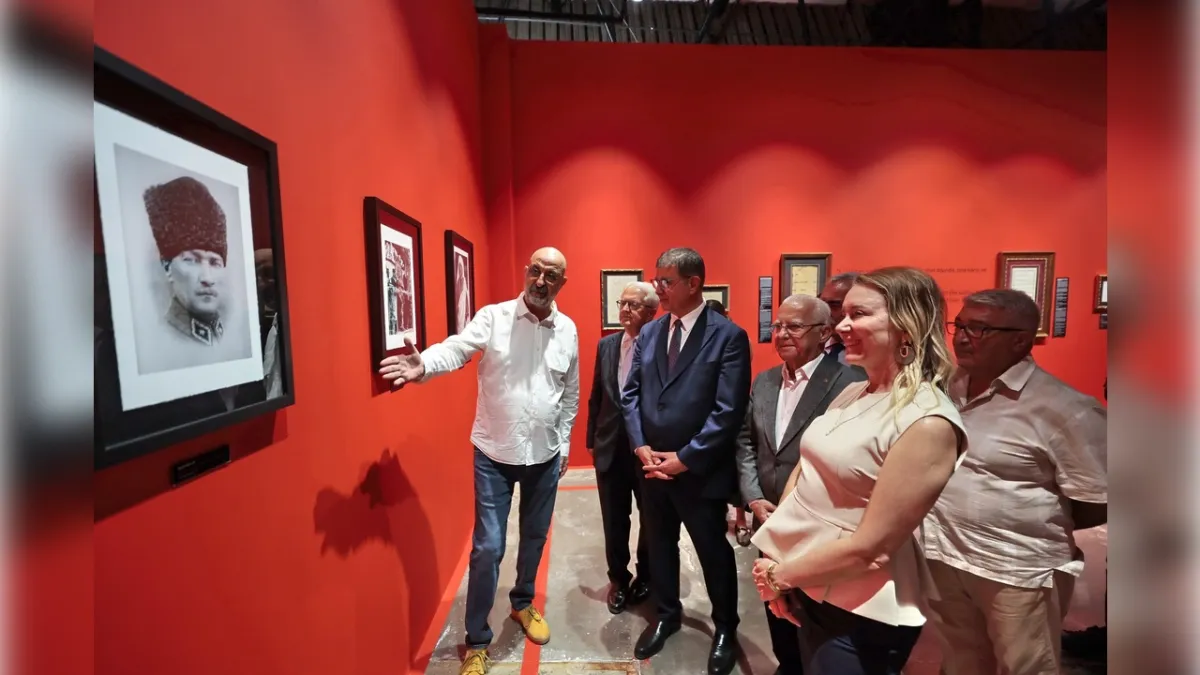 Mutlu’dan sergi sonrası sanatçılara teşekkür mesajı haberinin görseli