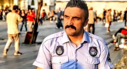 Otomobil ile yolcu minibüsü çarpıştı: 11 yaralı