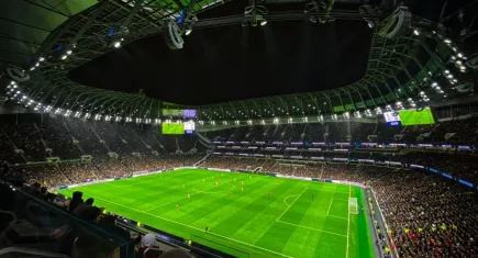 Galatasaray’ın Devler Ligi kaderi belli oluyor! Kura çekimi için nefesler tutuldu. Şampiyonlar Ligi kuraları saat kaçta hangi kanalda yayınlanacak?
