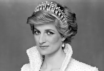 Prenses Diana’nın 1991’de gömülen zaman kapsülü 32 yıl sonra ortaya çıktı: İçinden neler çıktı?
