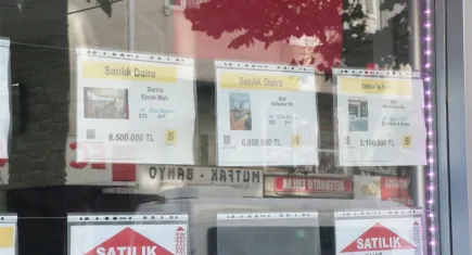 Üniversite kazandılar, barınma kriziyle tanıştılar: İstanbul’da ev ve yurt fiyatları el yakıyor