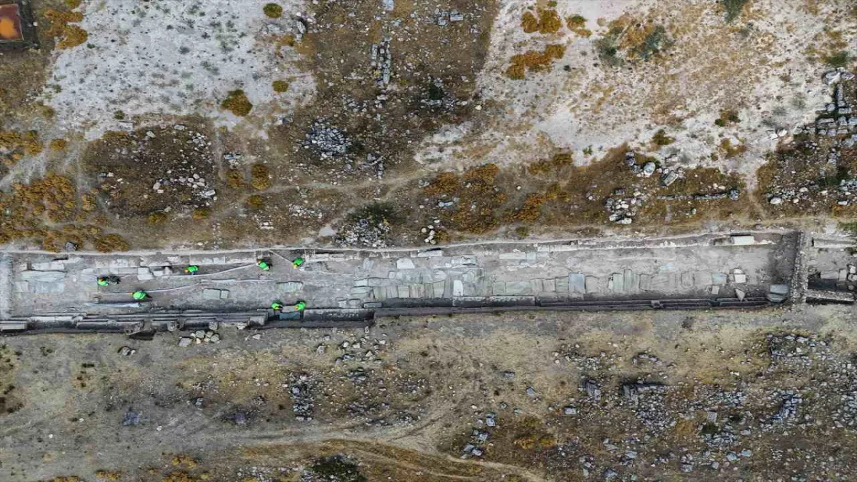 Uşak&#039;ta 2 bin yıllık Roma İmparatorluğu altyapısı ortaya çıktı: 8 kilometre uzaklıktan su getirilmiş haberinin görseli