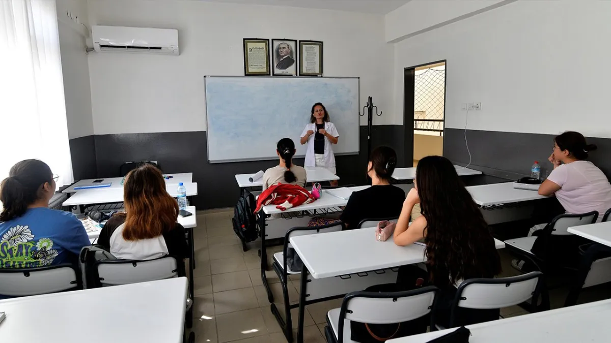 Bornova’da yeni eğitim yılı BELGEM ile başladı haberinin görseli