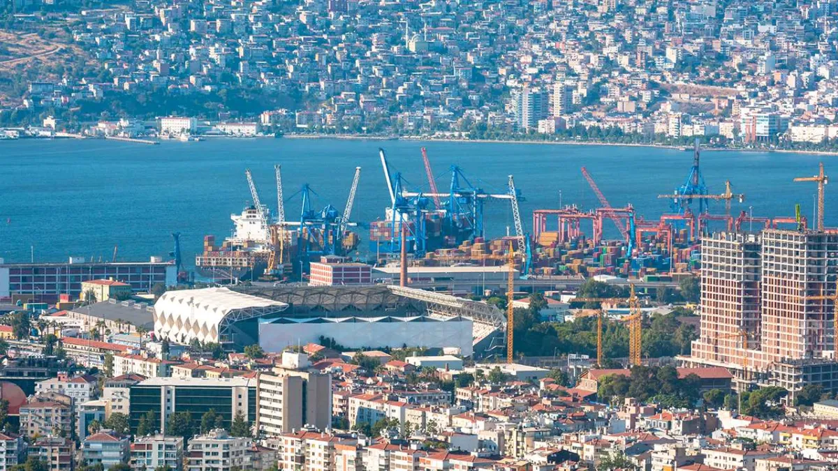 Firmalar ihracattan uzaklaşıyor: Son iki yılda binden fazla KOBİ ihracat sahnesinden çekildi haberinin görseli