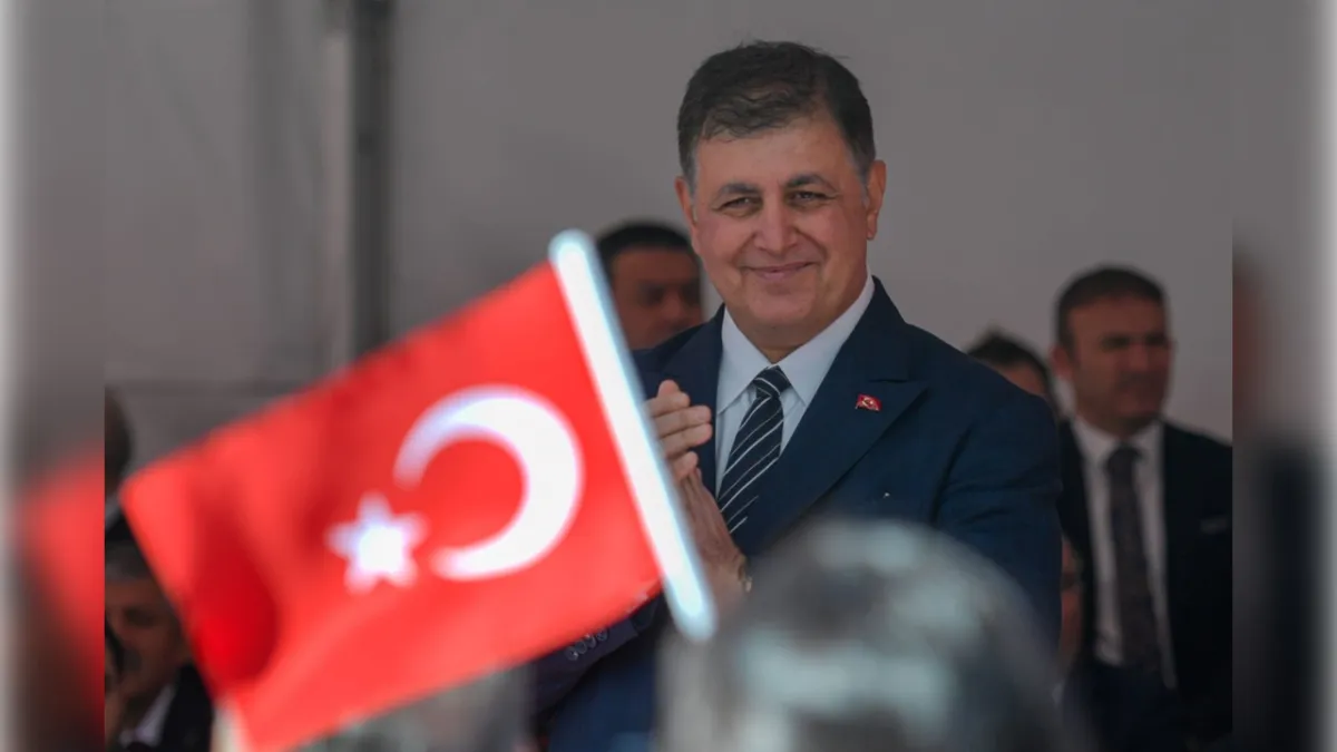 Başkan Tugay&#039;dan 30 Ağustos mesajı haberinin görseli