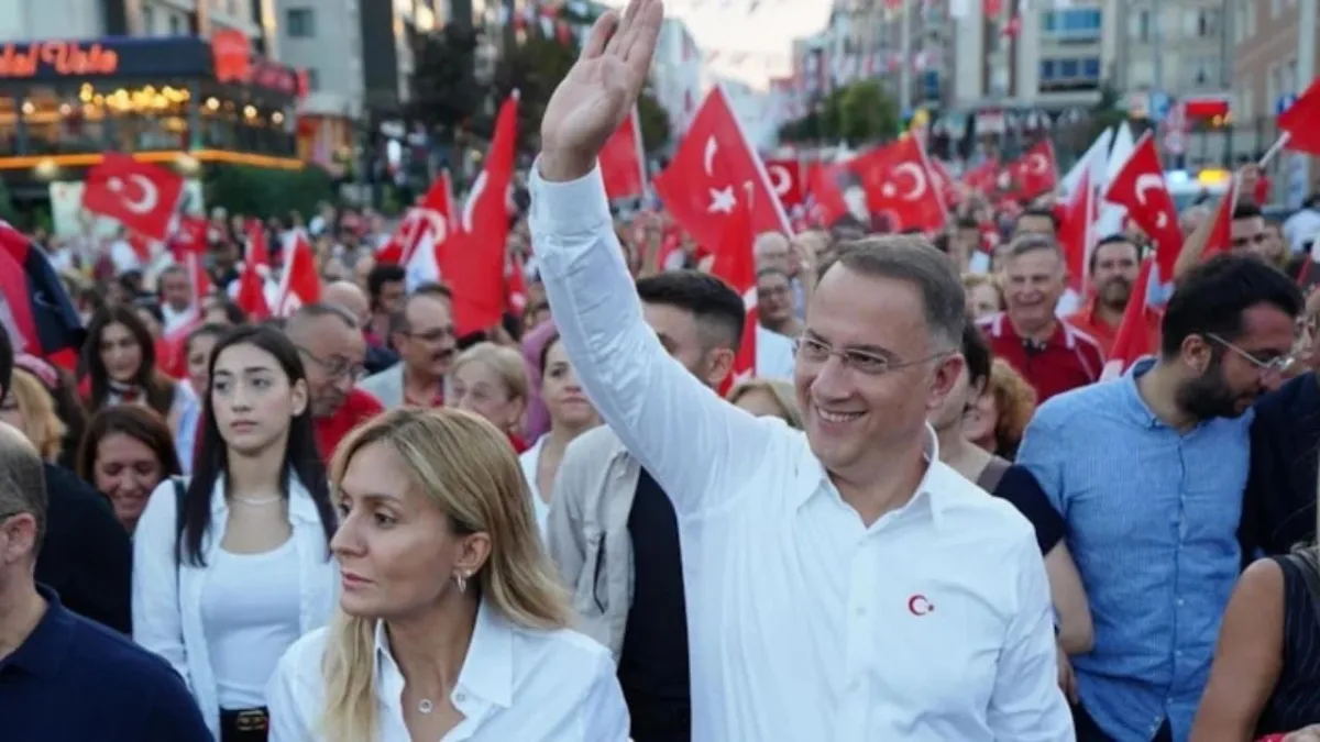 “İki kez kanseri atlatan ve cezaevinde 21 kilo veren Murat Çalık’tan 30 Ağustos’tan duygusal mesaj: ‘Tel örgüler bizi ayıramaz’” haberinin görseli