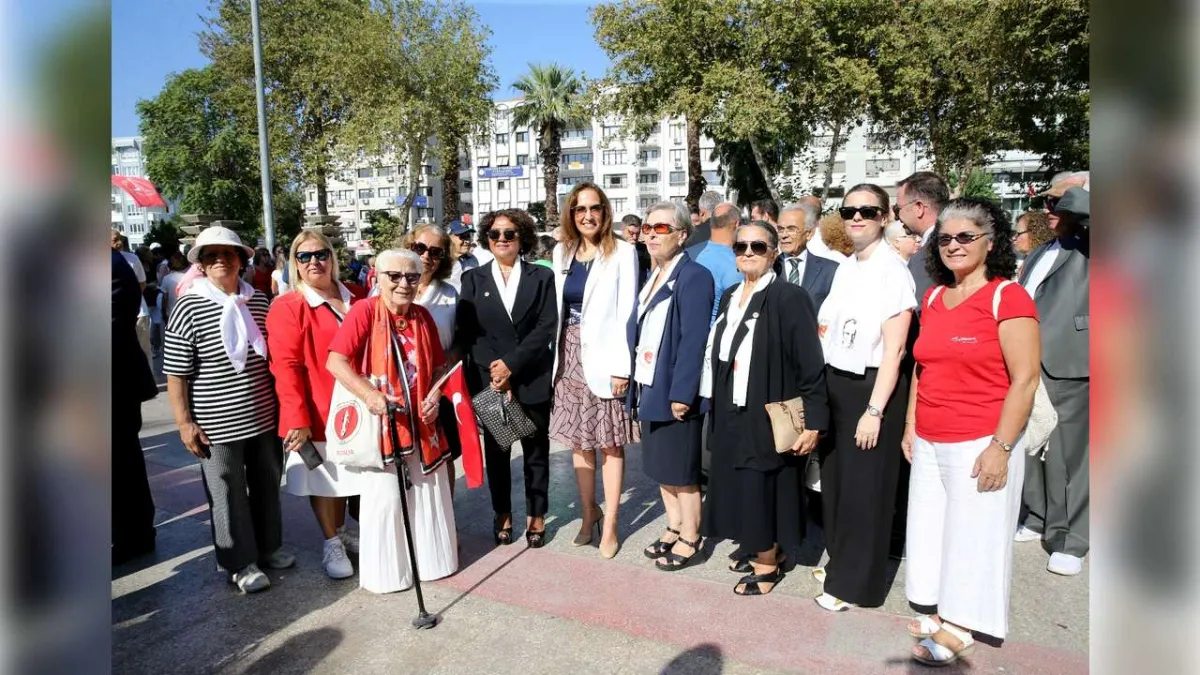 Karşıyaka’da 30 Ağustos coşkusu başladı haberinin görseli