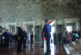 Recep Tayyip Erdoğan’dan Anıtkabir Özel Defteri’nde Tarihi Mesaj