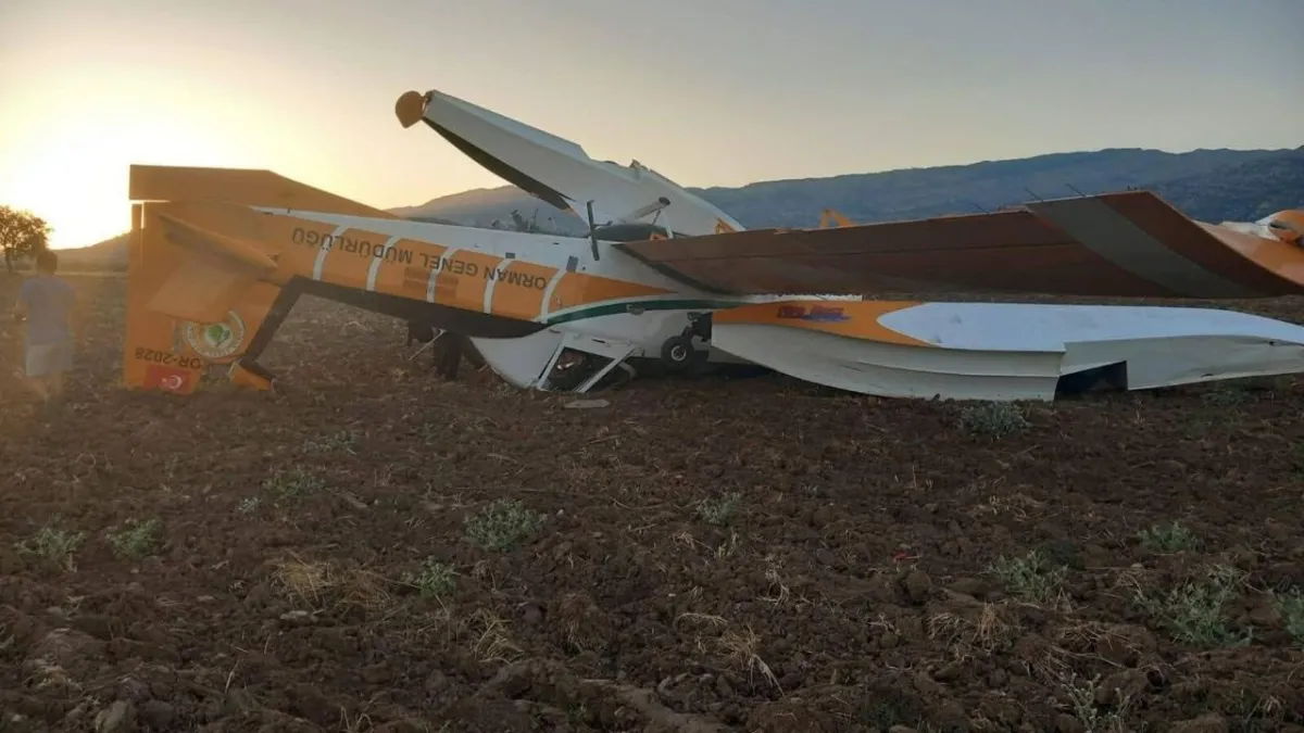 Yangın söndürme uçağı kaza kırıma uğradı! Enkaz Ankara’ya taşınıyor haberinin görseli