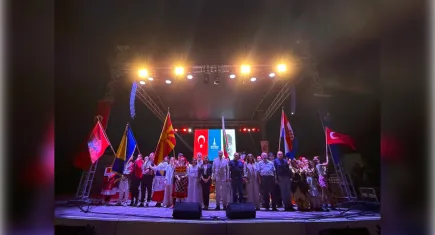 Balkan rüzgarı İzmir’den esiyor 