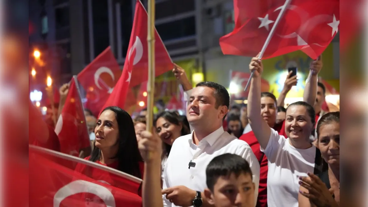 Başkan Demir: Namusluların namussuzlardan güçlü olduğunu göstermek için yürüdük  haberinin görseli