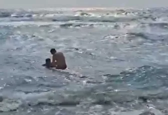 Hatay'da acı olay: Denizde sürüklenen 2 kuzenden 1’i öldü