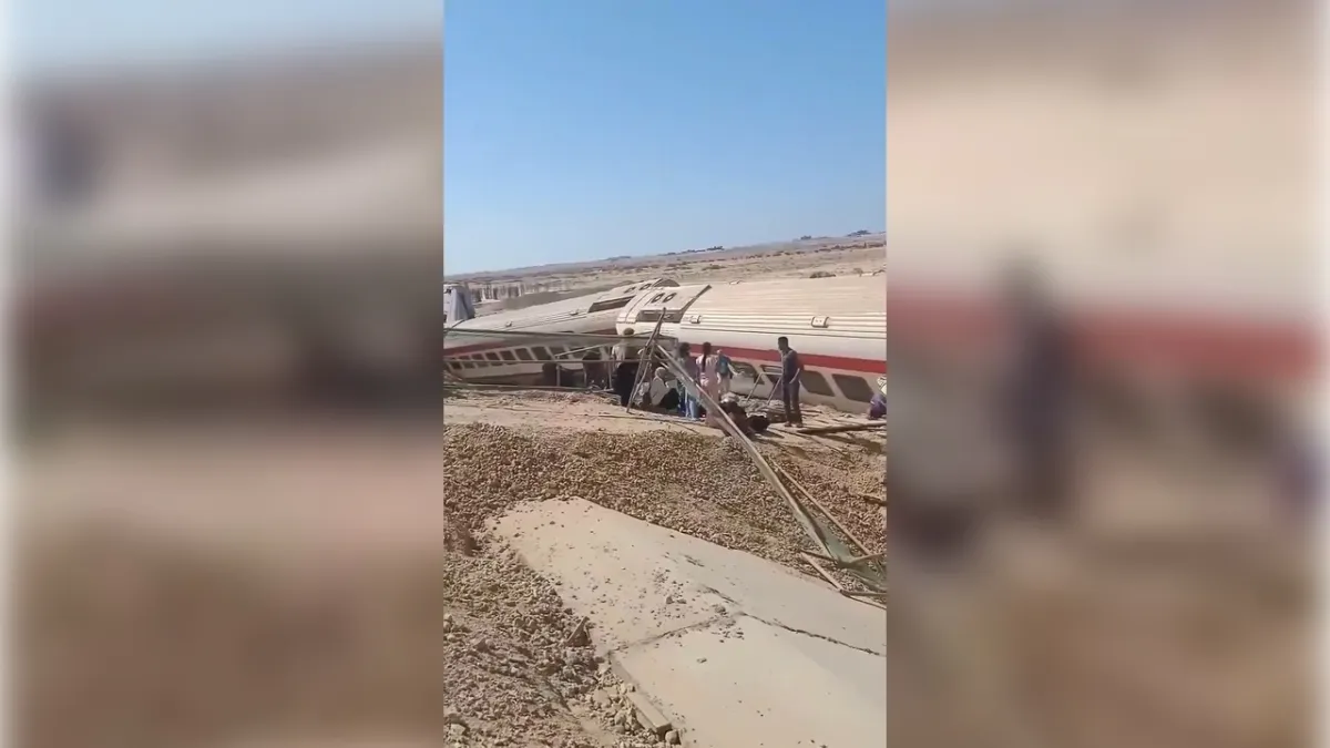 Mısır&#039;da tren raydan çıktı: Çok sayıda ölü ve yaralı var haberinin görseli