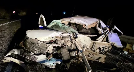 Muğla'da kaza: Tır ile otomobil çarpıştı