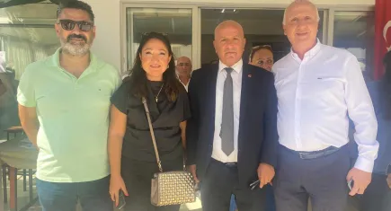 Narlıdere’de delege seçimleri Demokrasi şölenine dönüştü