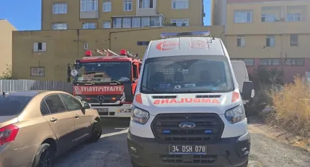Ataşehir’de korkunç kaza: İşçinin eli makineye sıkıştı, 1,5 saatlik kurtarma operasyonu başladı