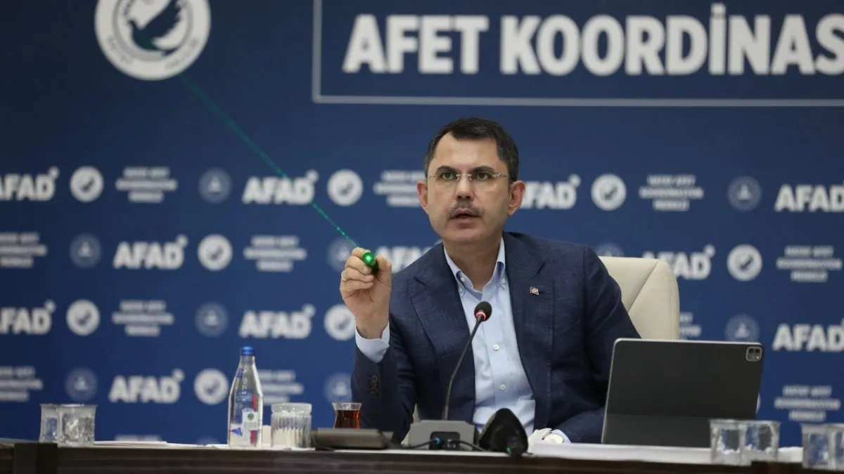 Hatay’da sürpriz teşekkür! Muhalefetten Bakan Kurum’a deprem çalışmaları için övgü haberinin görseli