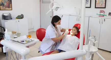 Konak’ta 279 vatandaşı ücretsiz diş tedavisi