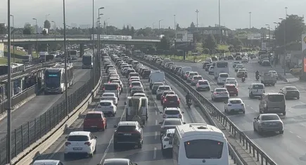 Okullarda uyum haftası ile beraber trafik çilesi de başladı!