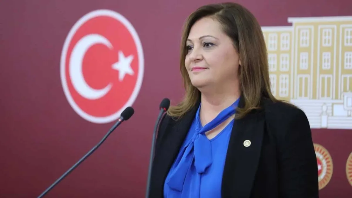 Afyonkarahisar Belediye Başkanı Burcu Köksal&#039;ın yargılandığı davada karar çıktı! haberinin görseli