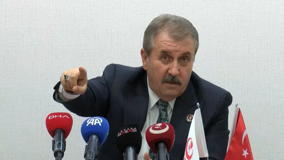 BBP lideri Destici: &quot;Türkiye artık terörsüz, silah bırakacaklarsa bıraksınlar!&quot; haberinin görseli