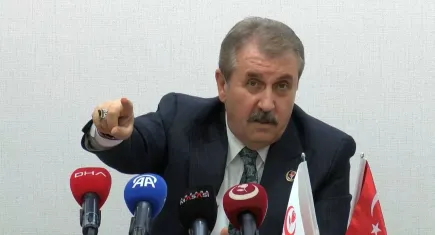 BBP lideri Destici: "Türkiye artık terörsüz, silah bırakacaklarsa bıraksınlar!"