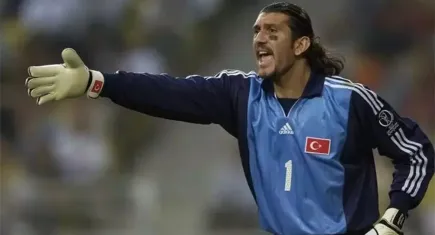 Efsane kaleci Rüştü Reçber'in oğlu İskoçya'ya transfer oldu!