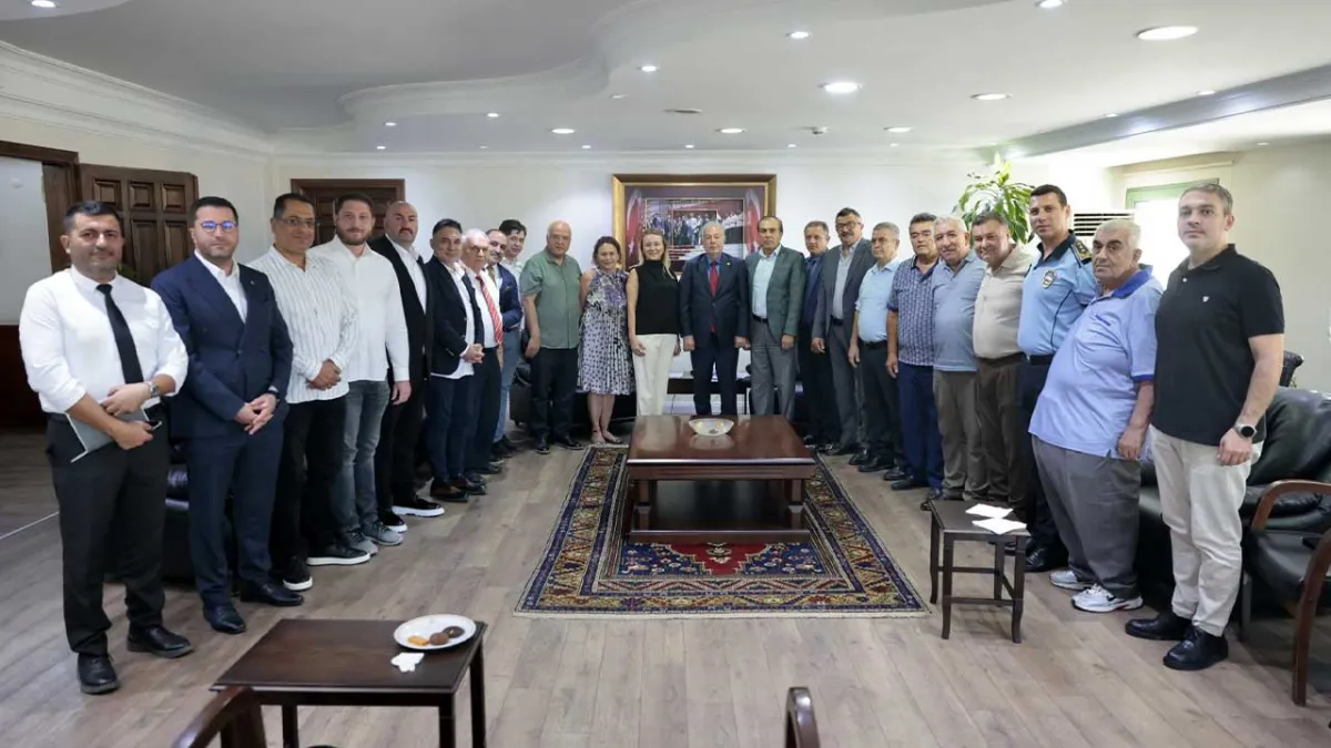 Mutlu’dan esnaf ve sanatkarlara ziyaret: Komisyon için fikir birliğine varıldı haberinin görseli