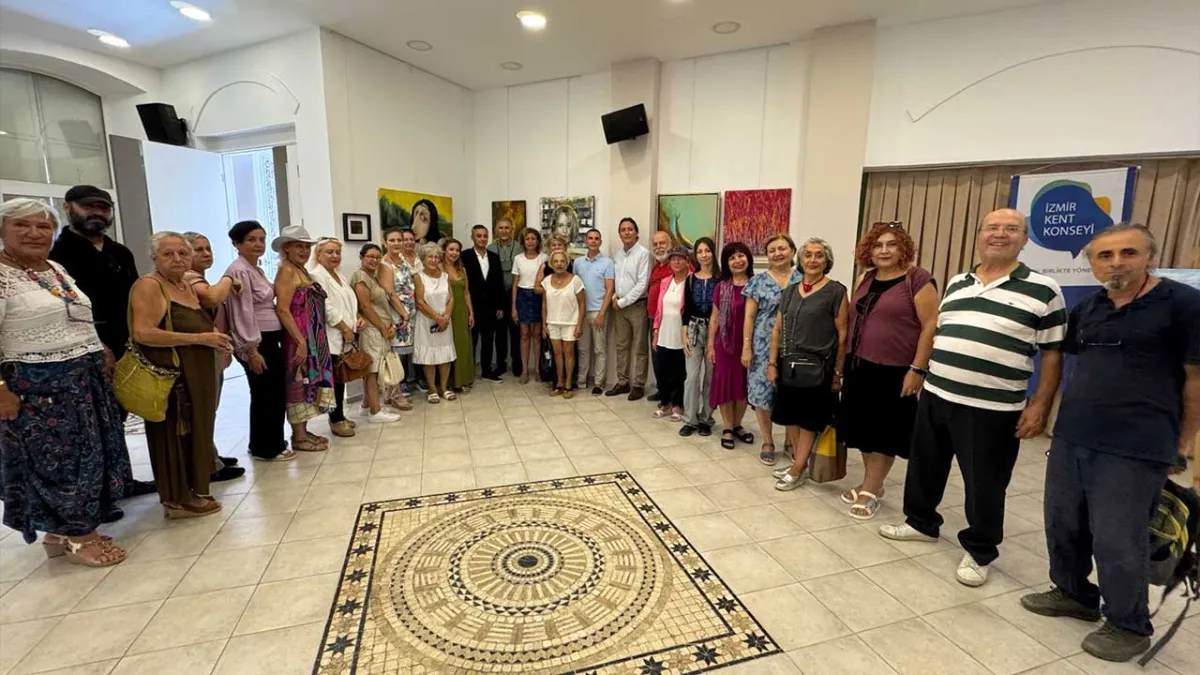 Tabip Odası’nda barış temalı sergi açıldı haberinin görseli