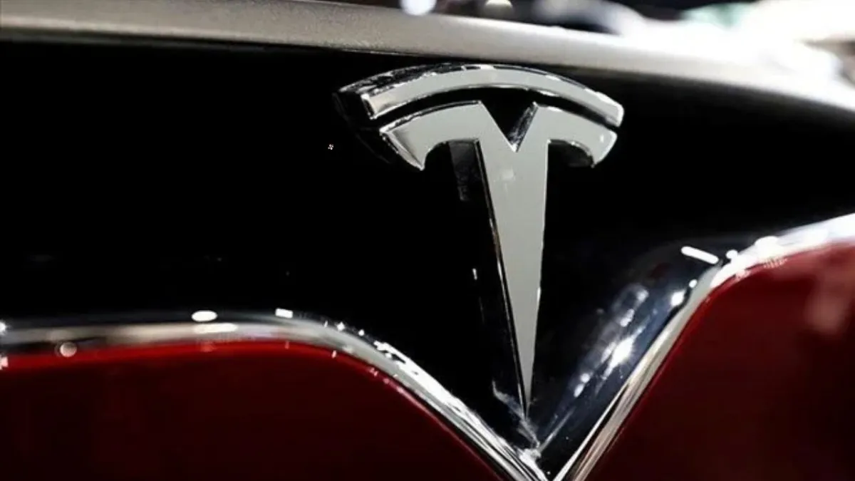 Tesla’ya şok iddia: Ölümcül kazanın çarpışma kaydı silinmiş! haberinin görseli