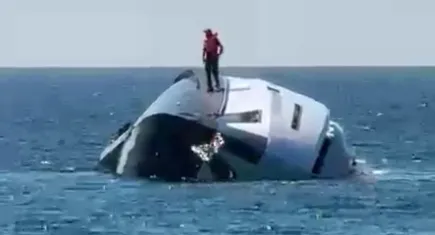 Zonguldak’ta lüks yat 15 dakikada battı! Sahibi ve mürettebat kıyıya yüzerek kurtuldu