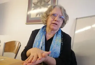 Aktivist Foggo’dan Komşu Anne projesine eleştiri: İstismar, ihmal ve şiddet
