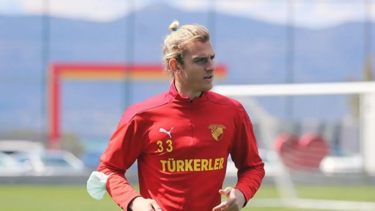 Göztepe, Kayserispor maçı için hazır! Stoilov’un takımı saha çalışmalarında sürprizlerle dolu haberinin görseli