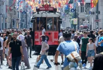 İstanbul’da Enrico Macias konseri öncesi gerginlik: Açık hava tiyatrosu çevresinde etkinlikler yasaklandı
