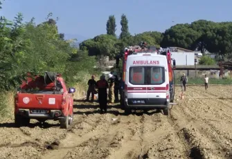 İzmir haber: Torbalı'da eğitim uçağı düştü