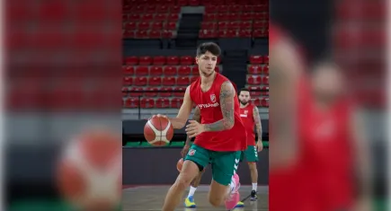 Karşıyaka'nın potada programı netleşti: Hangi takımlarla oynayacak?