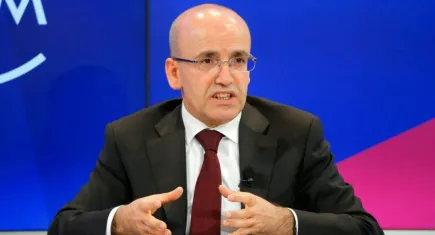 Mehmet Şimşek’ten dış ticaret açıklaması: Rakamlar geriledi, yeni dönem sinyali!