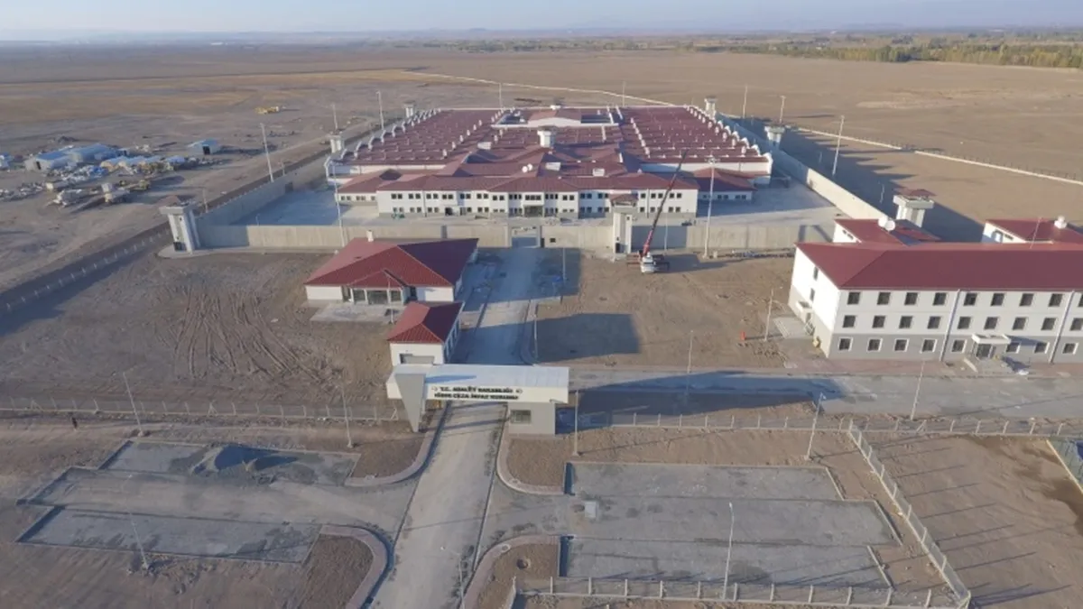 Türk Tabipleri Birliği: S tipi, Y tipi ve yüksek güvenlikli hapishaneler kapatılsın haberinin görseli