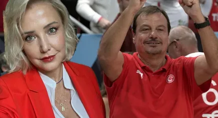 12 Dev adam tarih yazdı, Berna Laçin Ergin Ataman’a Yüklendi! Sosyal medya karıştı