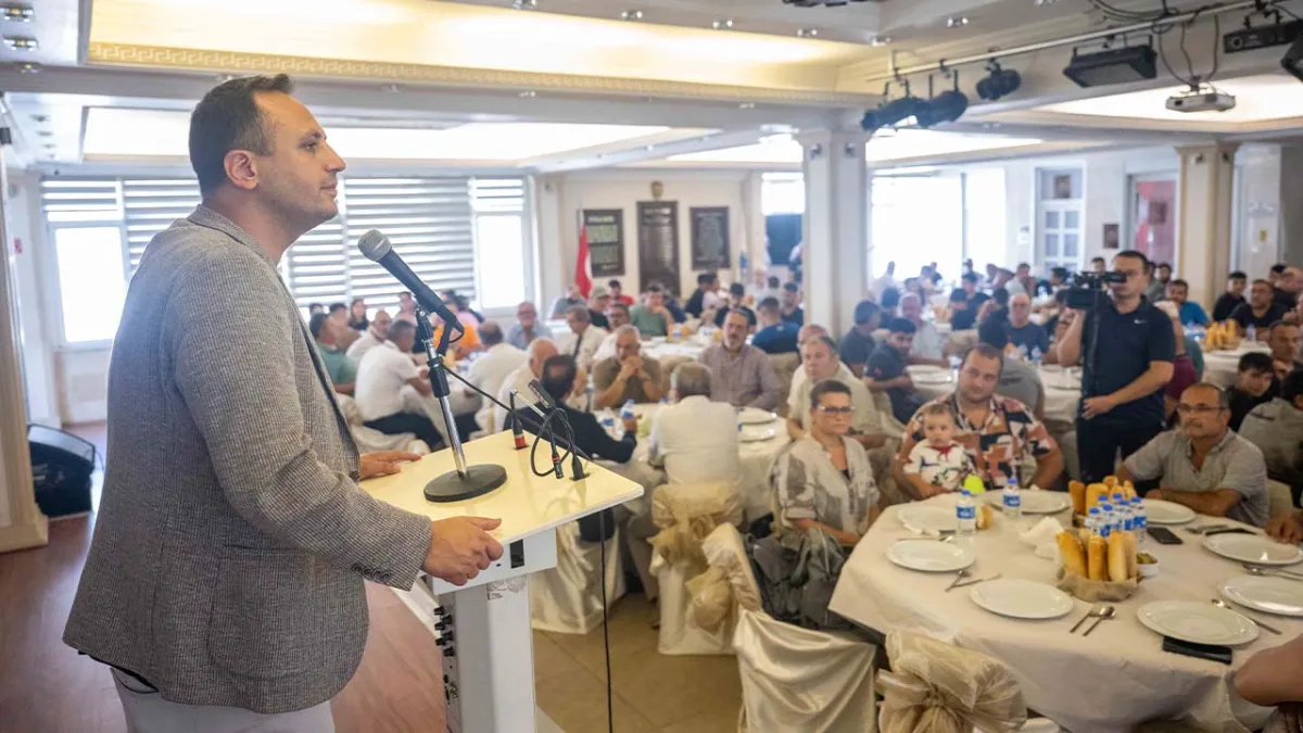 Başkan Eşki, İzmir 3. Sanayi Sitesi esnafıyla buluştu haberinin görseli