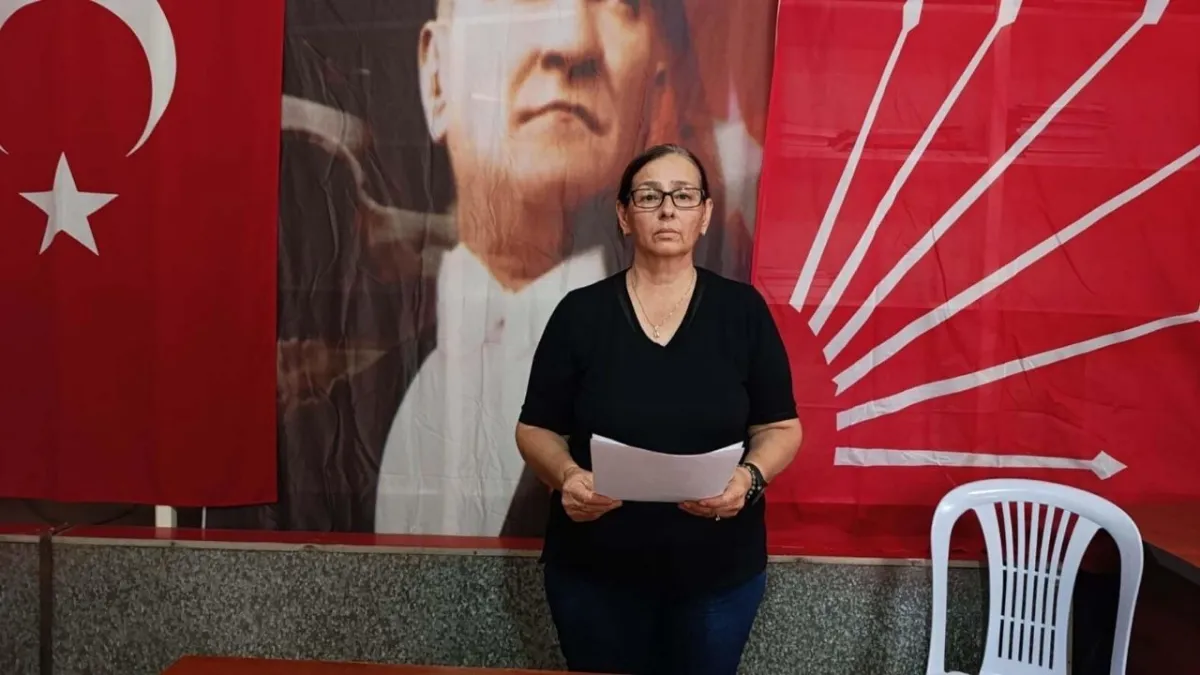 CHP Yenipazar’da şok istifa! Başkan Duransoy ve yönetimi görevden ayrıldı haberinin görseli