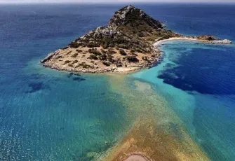 Datçalıların her fırsatta kaçtığı o nokta; Perili Köşk Plajı! 