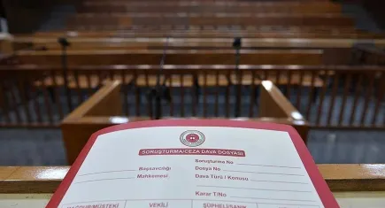İzmir’de orman yangınına neden olduğu iddia edilen sanığın davası sürüyor