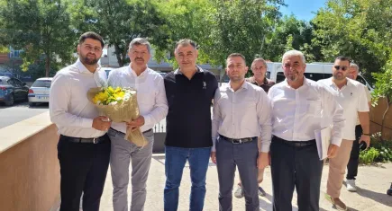 AK Parti İzmir'den Bergama ve Aliağa çıkarması